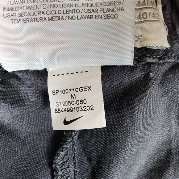 NIKE TRAINING THE ATHLETIC DEPT GRAPHITE BLK CAPRI LONG SHORTS WOMENS SZ. M 8-10 - Picture 5 of 8